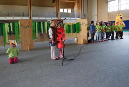 SPREJEM PRVOŠOLČKOV RAKEK 09 FOTO LJUBO VUKELIČ